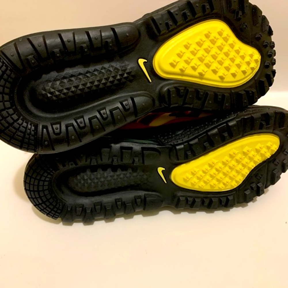 NIKE AIR MAX BOWFIN - Picture 7 of 8